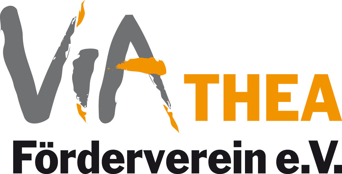 Logo des Fördervereins ViaThea e.V. mit grau-orangener Schrift und darunter ein schwarzer Schriftzug
